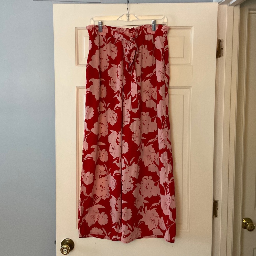 Sienna Sky Red Pink Floral Wide Leg Paperbag Waist Pants Large NWT Floral Boho
